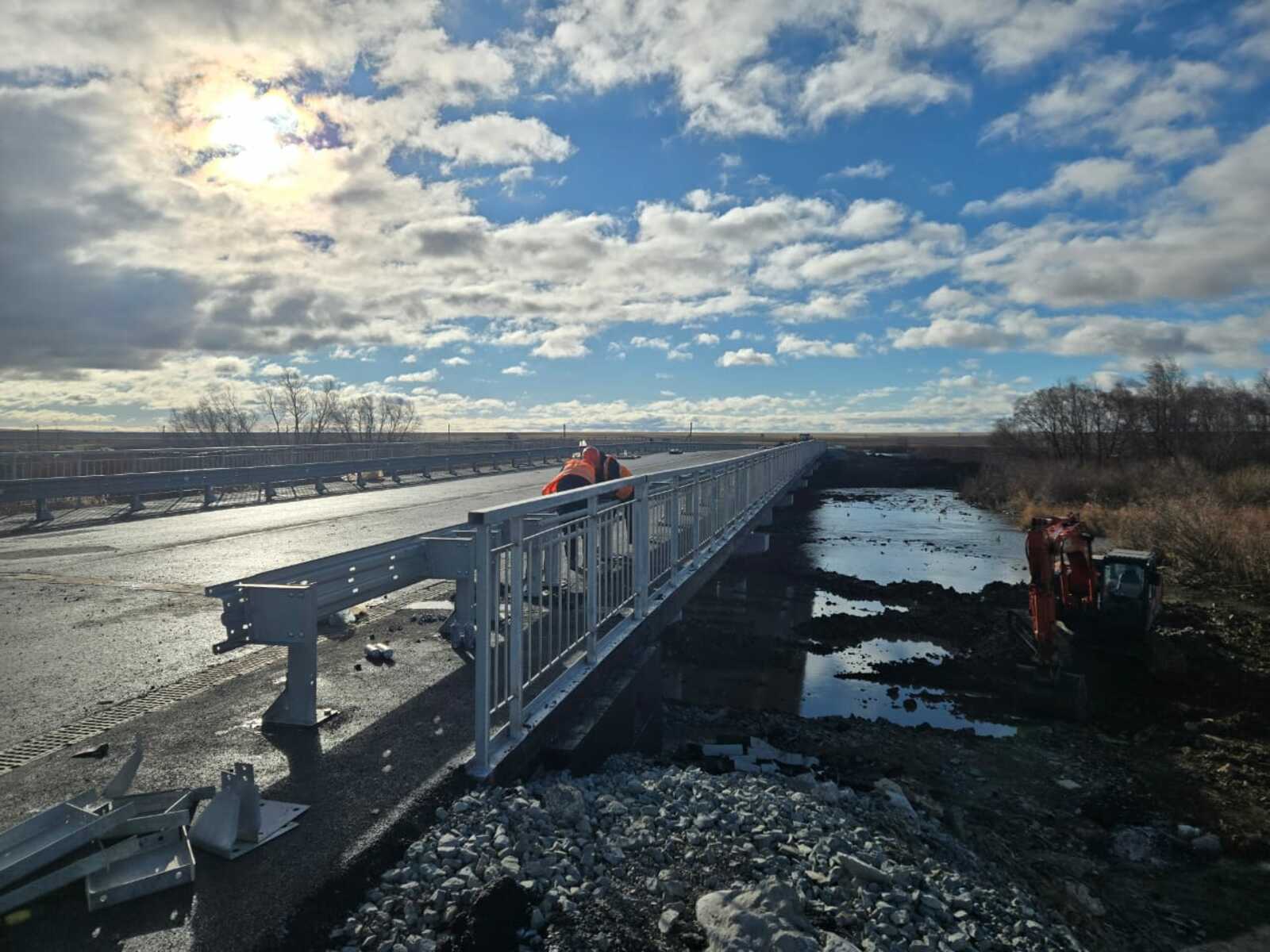 В Башкортостане строительная готовность моста через реку Таналык составила 95 %