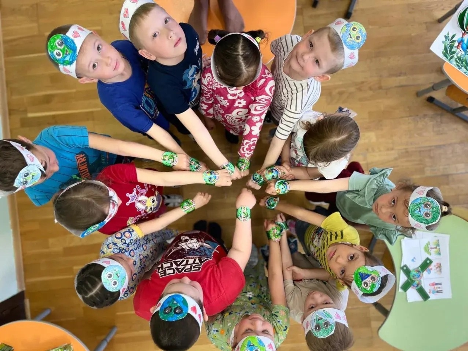 Воспитание любви к планете в Доме пионеров