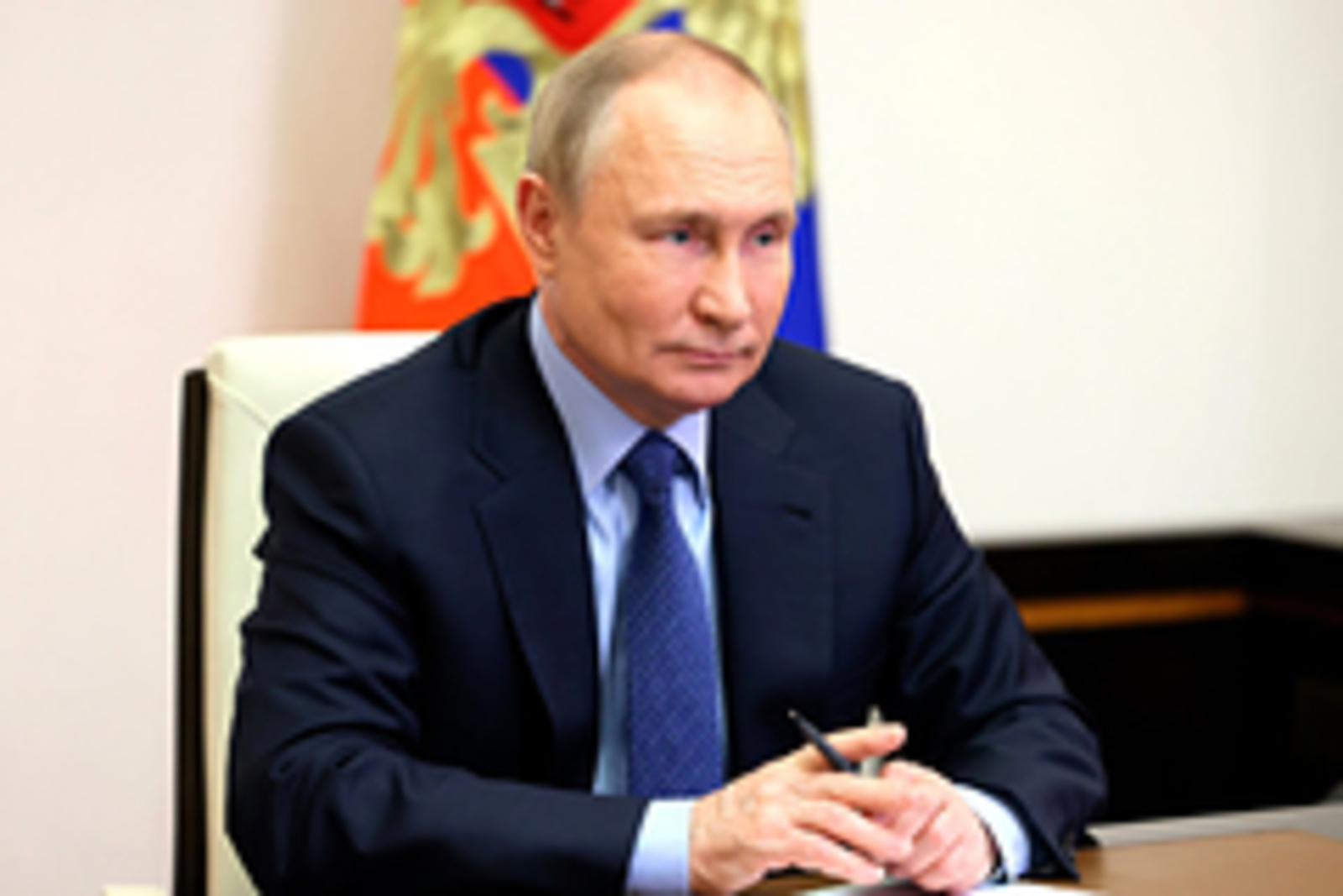 Путин выразил уверенность в улучшении качества жизни в России