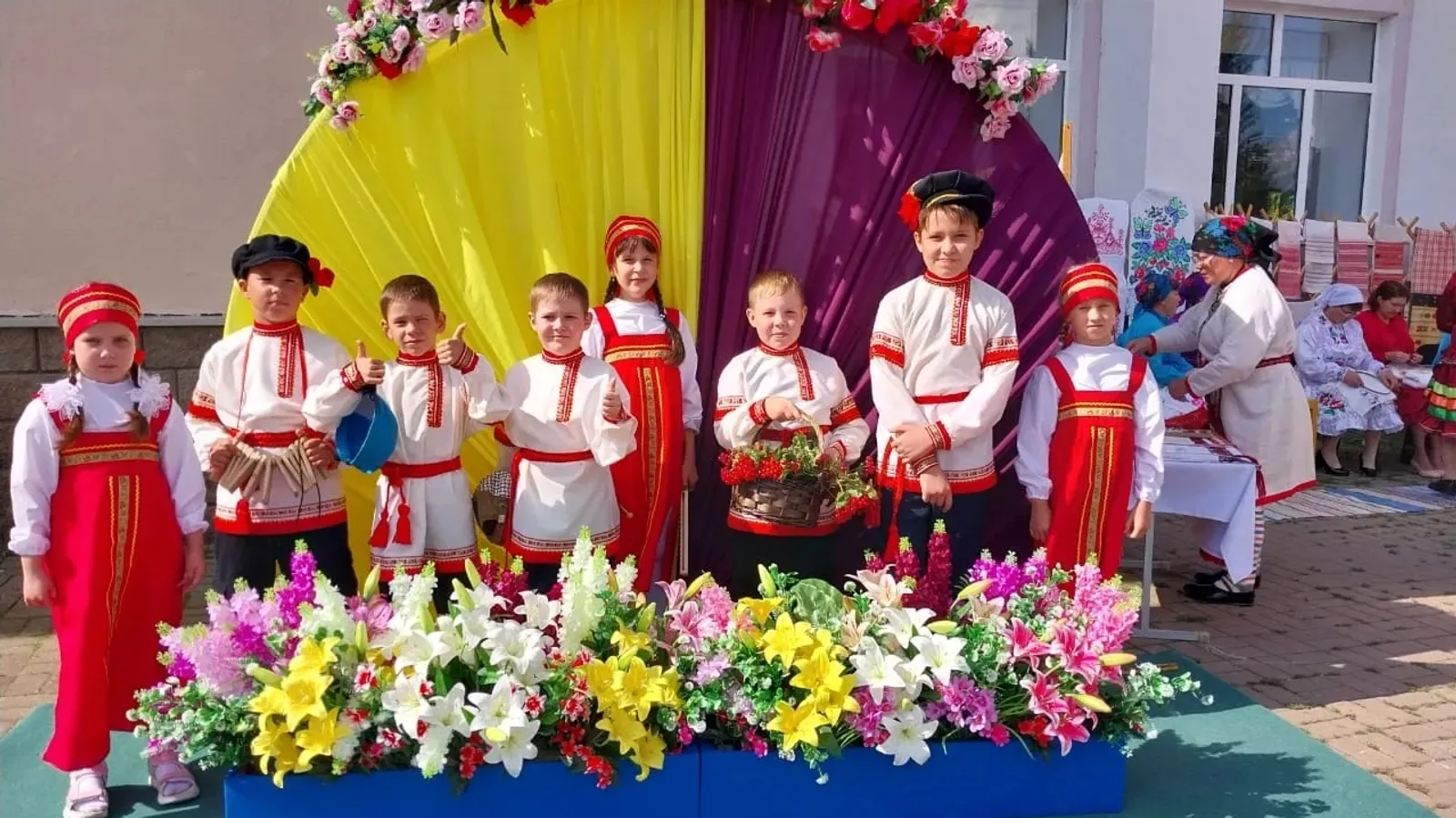 Три года в ритме ложек