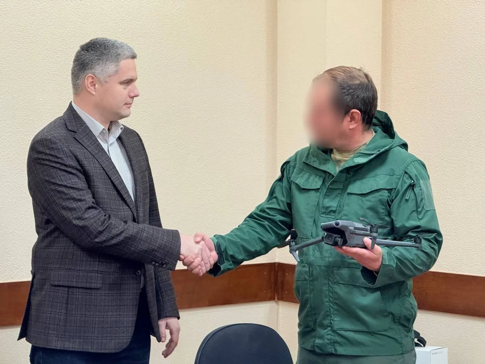 Сотрудник администрации района Уфы подписал контракт на службу в зоне СВО