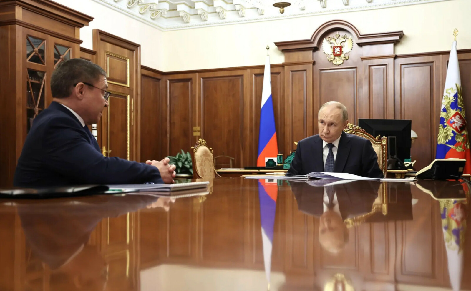 Владимиру Путину доложили о выполнении его поручений по работе с участниками СВ