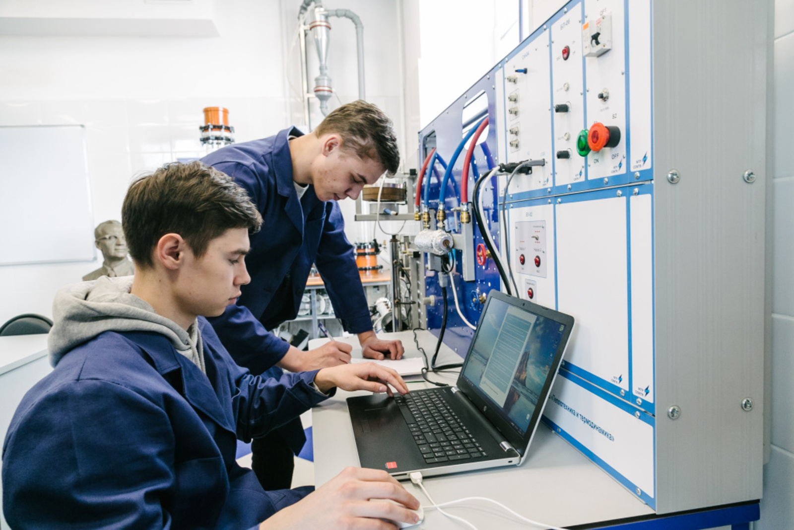 Команды инженеров для технологического прорыва