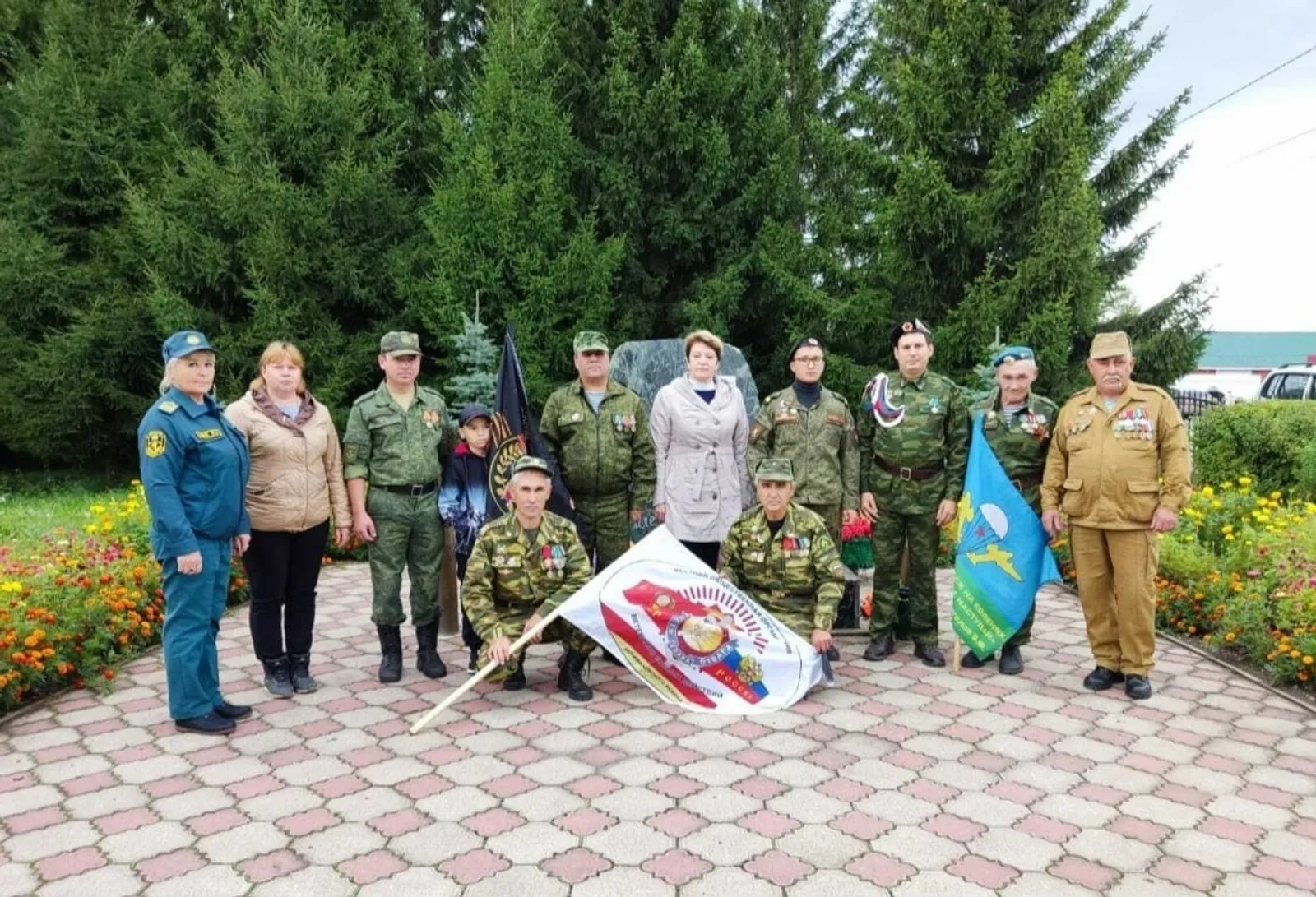 В едином порыве – на помощь нашим бойцам