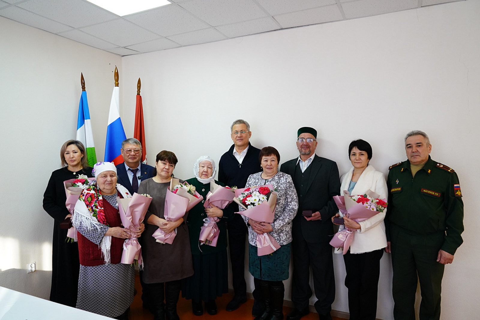 Встреча Радия Хабирова с семьями погибших героев из Салаватского района