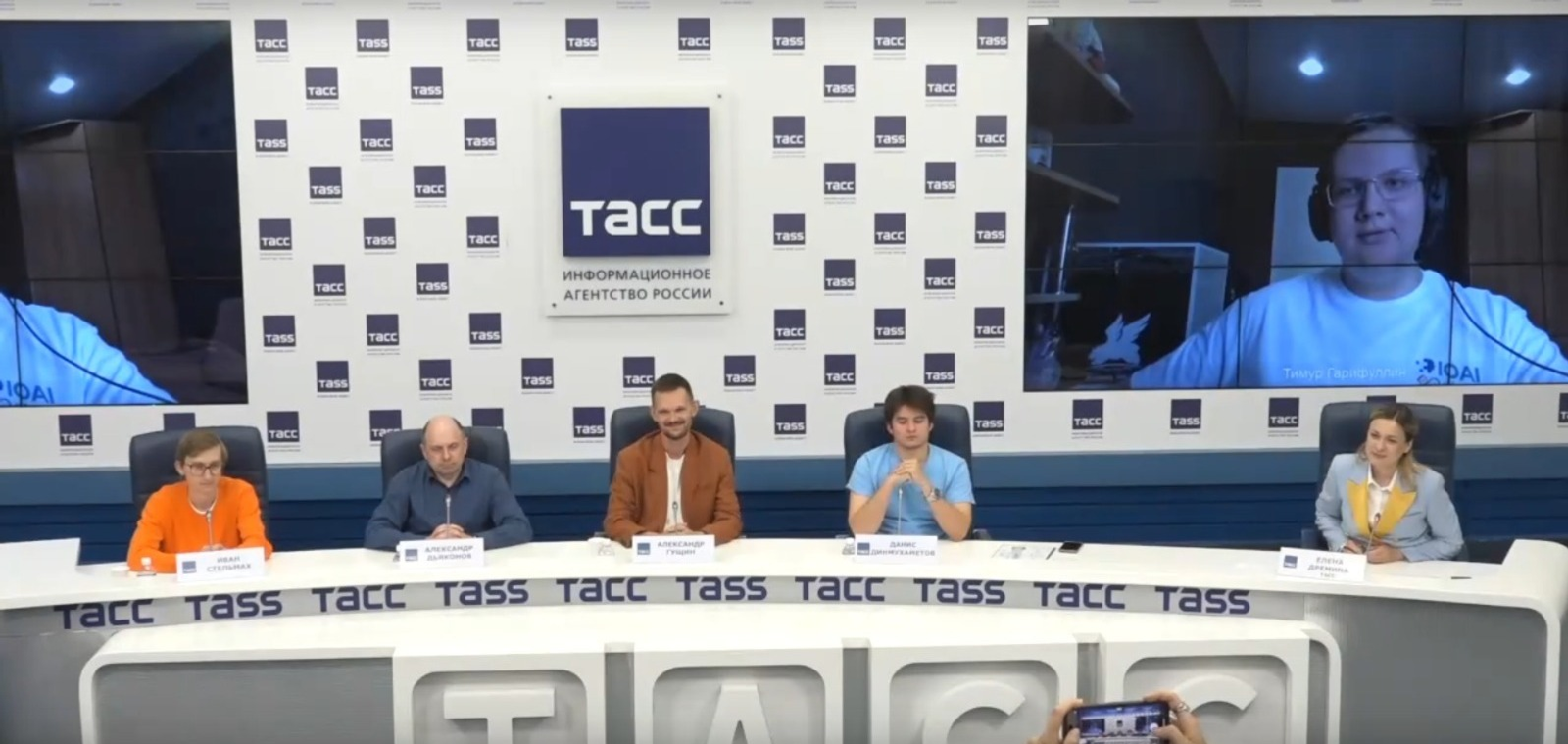 Школьник из Башкирии стал победителем международной олимпиады по ИИ