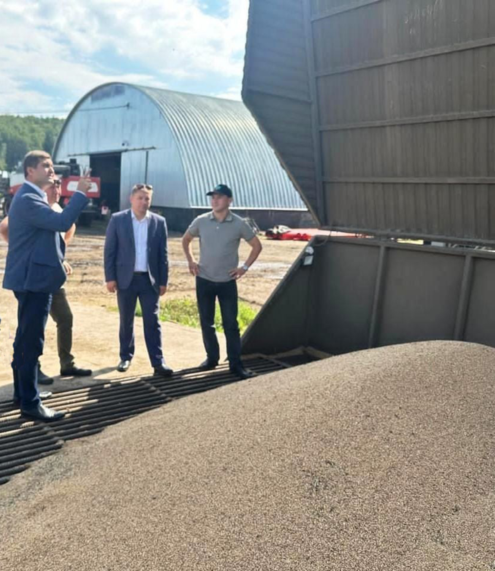 Рабочая встреча с аграриями прошла продуктивно