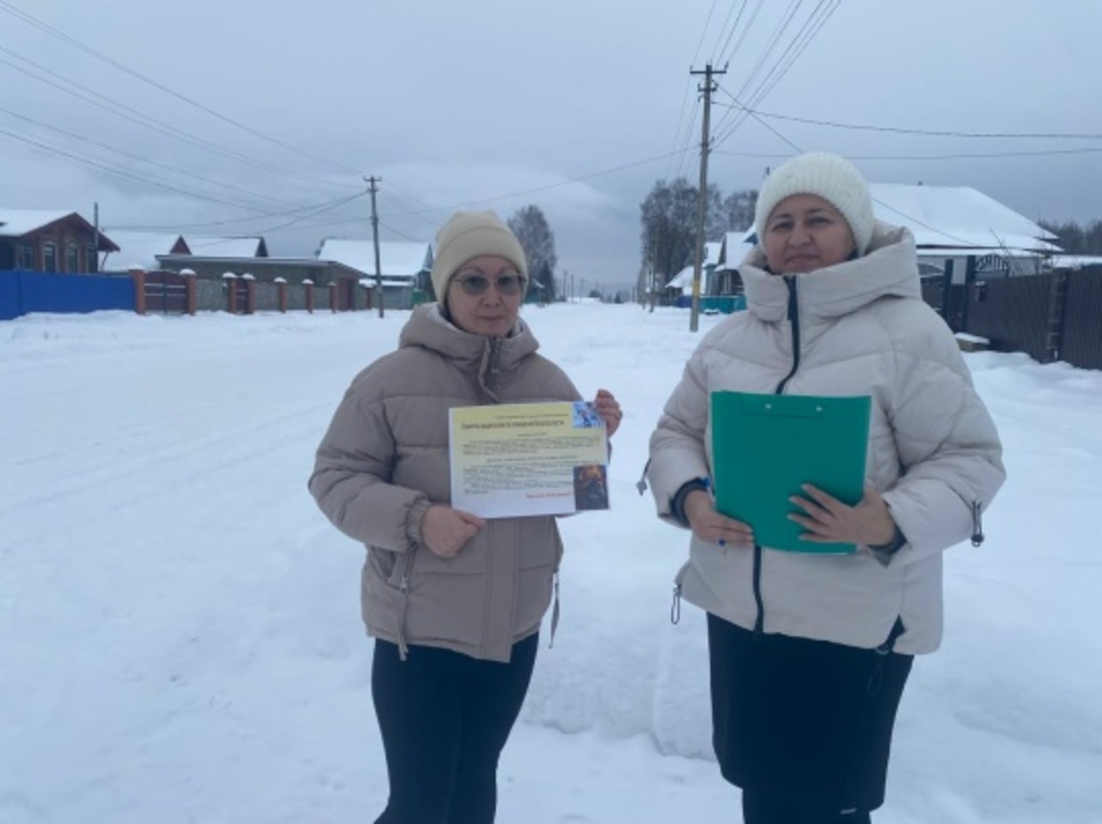 Специалисты службы семьи в Нуримановском районе посетили семьи