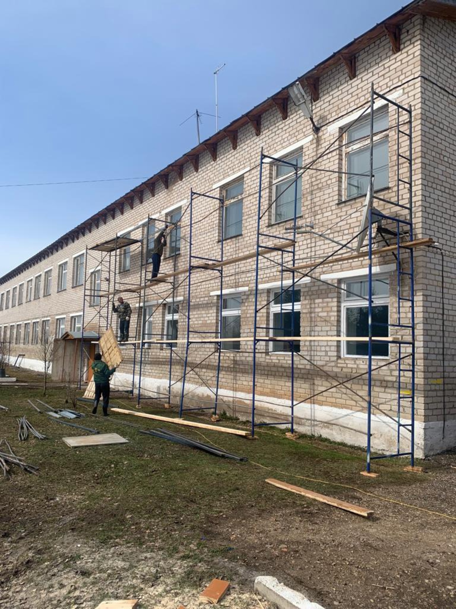 В Укарлинской школе начат капитальный ремонт
