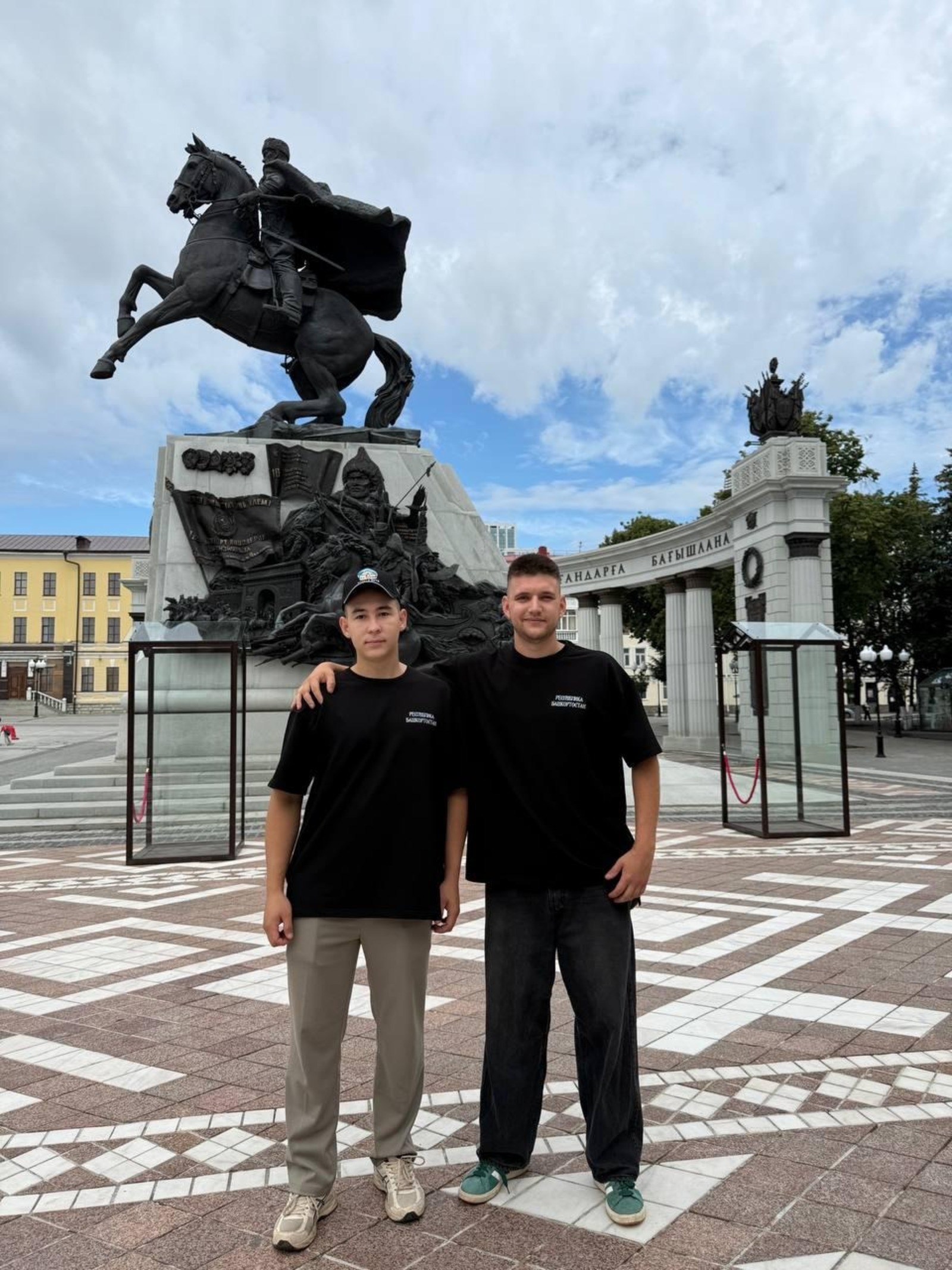 Студенты из Башкирии уехали в зону СВО лечить раненых бойцов