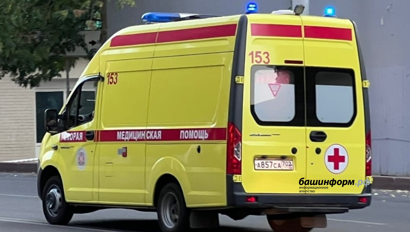 В Башкирии водителя убило взорвавшимся колесом