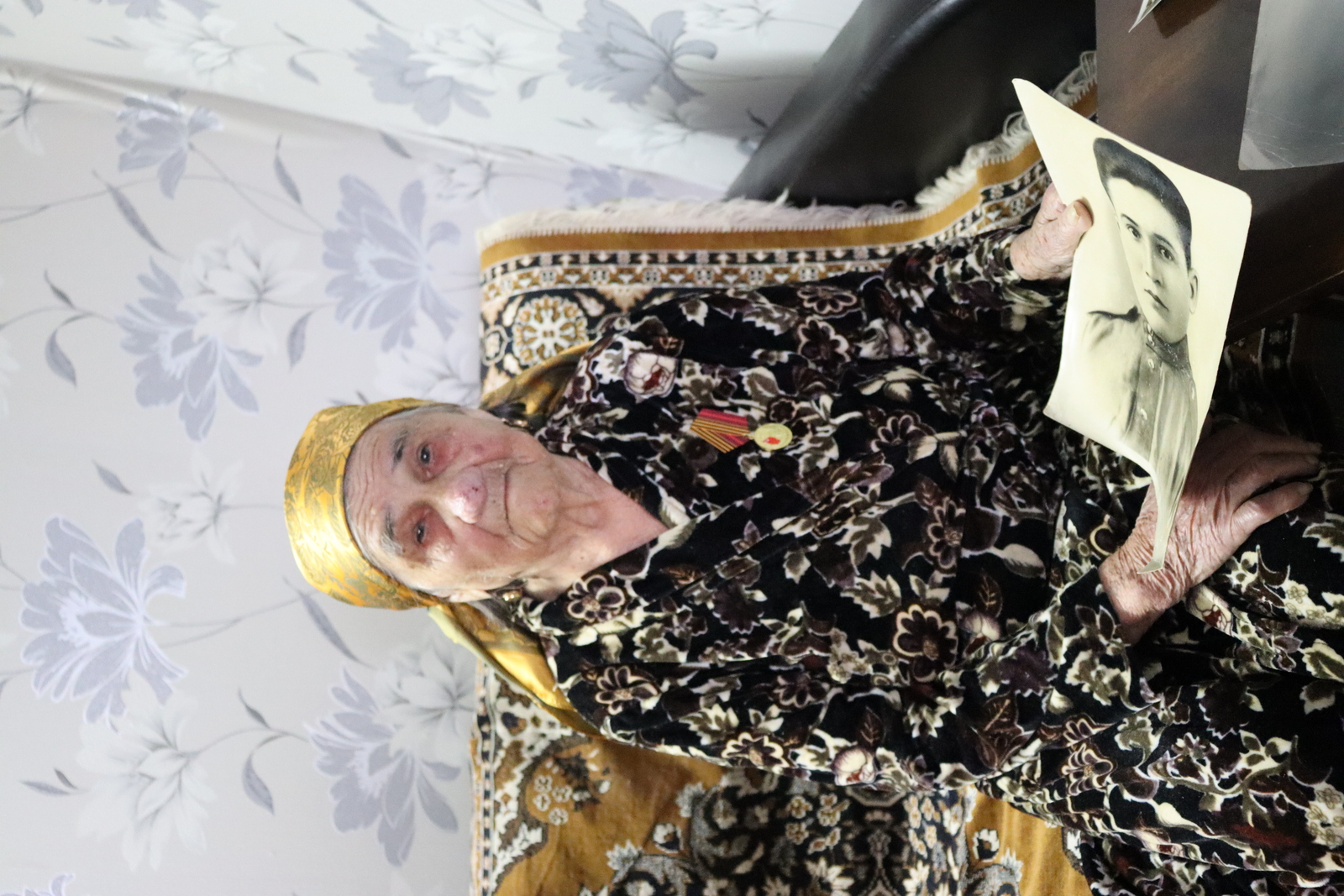 В тылу оставались женщины, старики и дети…