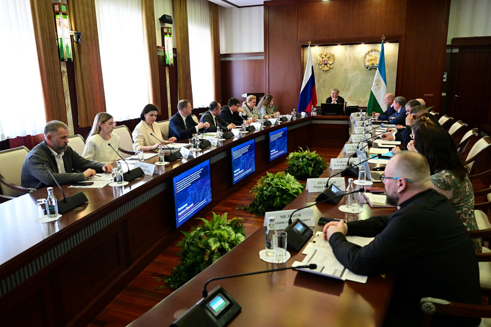 Радий Хабиров провёл очередной «Час общественных пространств»